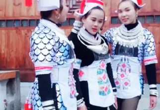 亻革家美女的生活