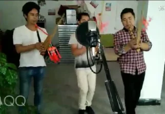 来听听亻革家阿哥的芦笙